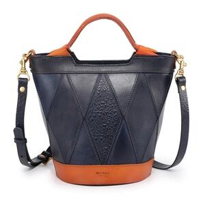 Old trend bucket Tote Bag